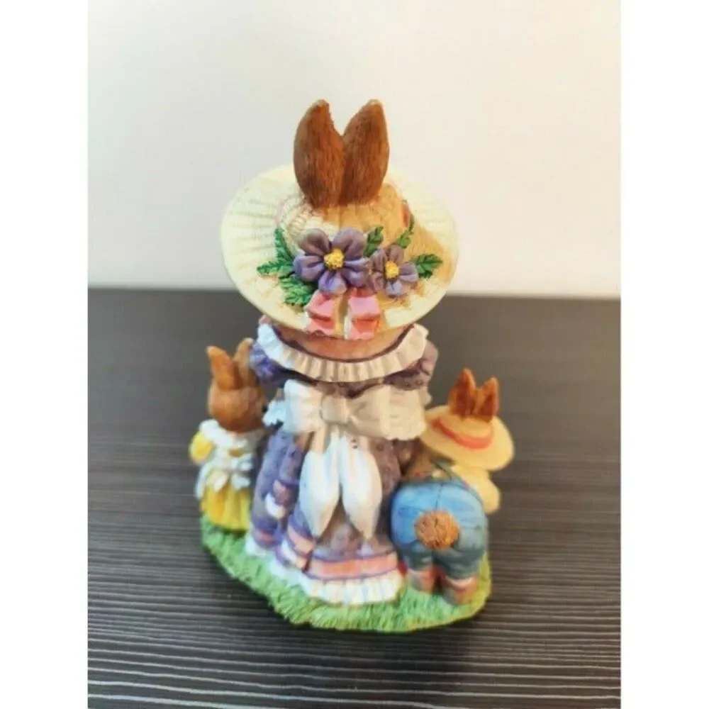 VTG Easter Bunny Mrs. Julia Jellybean 
